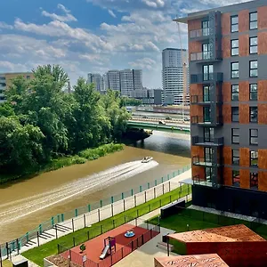 Apartment Jesionowe Nad Odra, Stare Miasto, Sauna W Jednym Apartamencie, Klimatyzacja , Garaz Podziemny 0 Zl, Odra River , Old Town, New Building, Air Conditioning, Sauna In One Apt, Underground Garage Free, Wroclaw